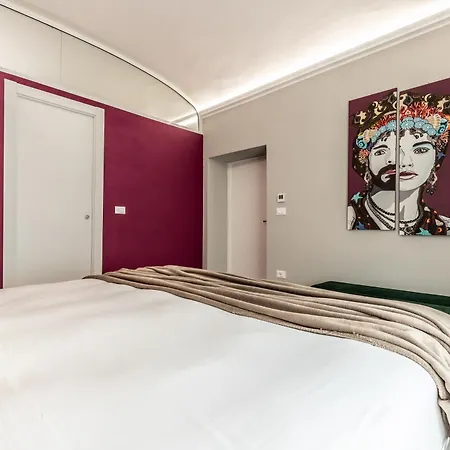 Ortigia's Queen * Syracuse