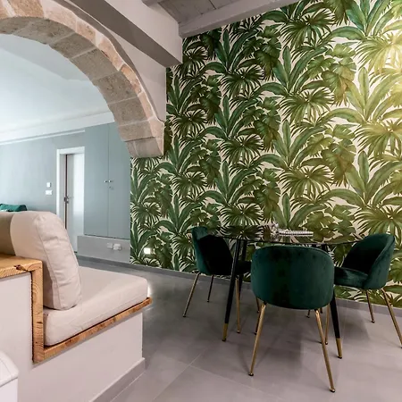 Ortigia's Queen Syracuse